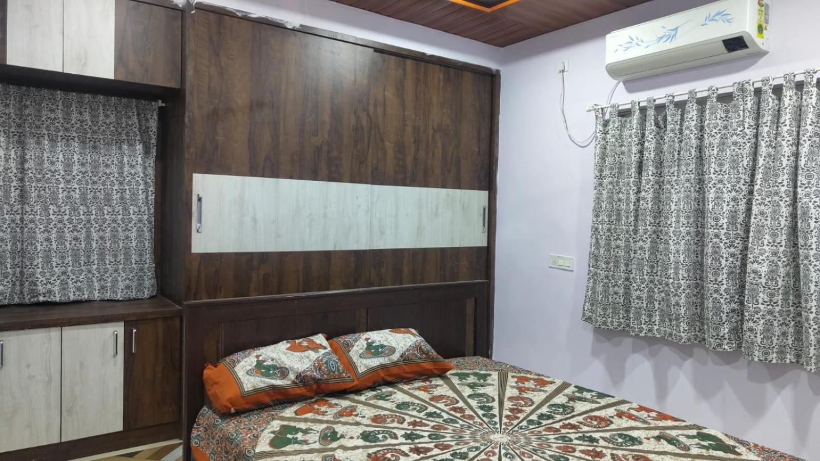 הוילה היידראבד Sri Gowri Residency מראה חיצוני תמונה